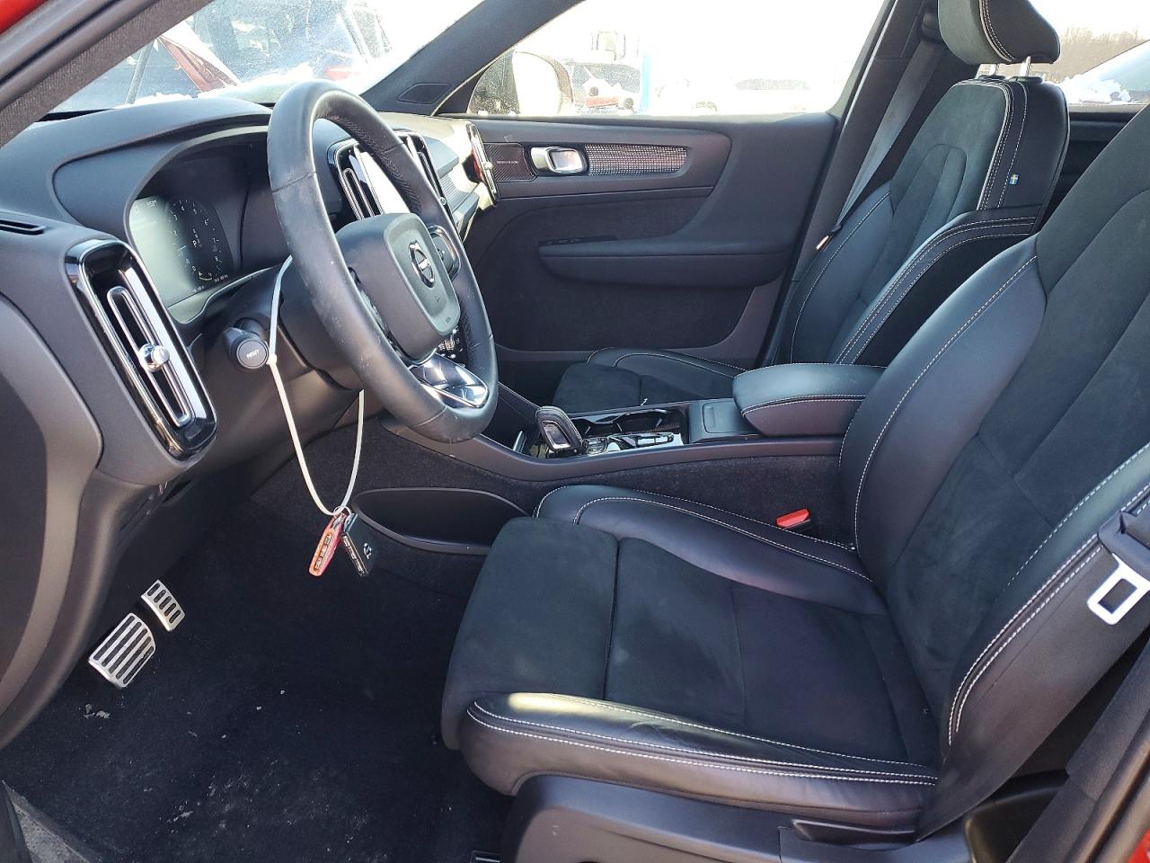 Volvo XC40 T5 R-design