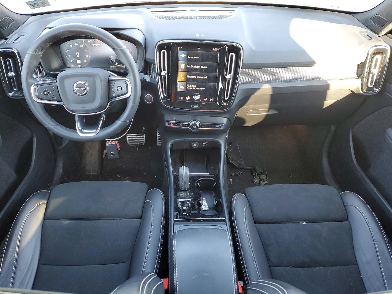 Volvo XC40 T5 R-design