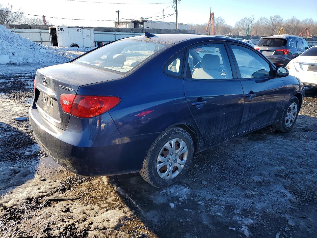 Hyundai ELANTRA Blue