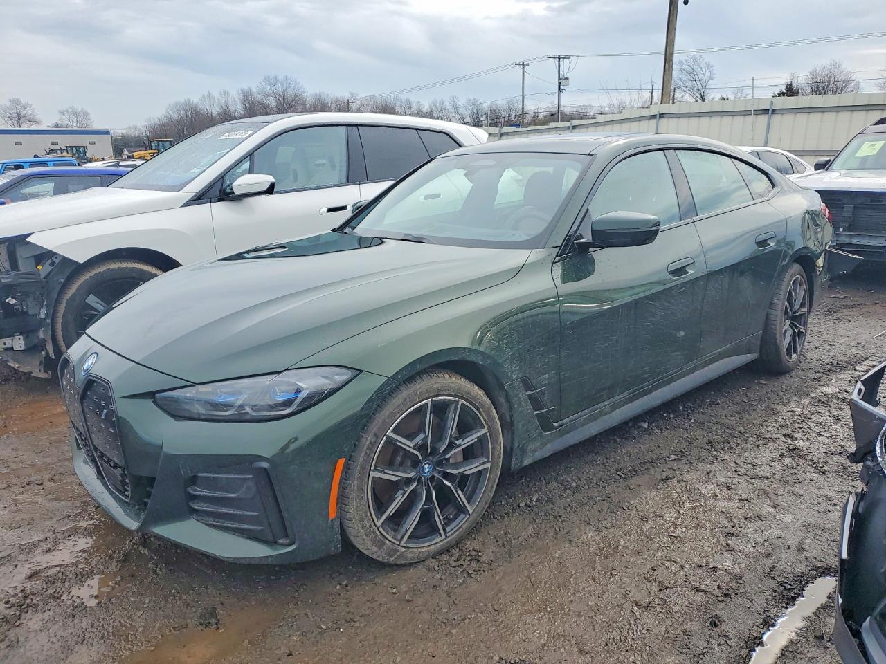 Salvage BMW i4 Image