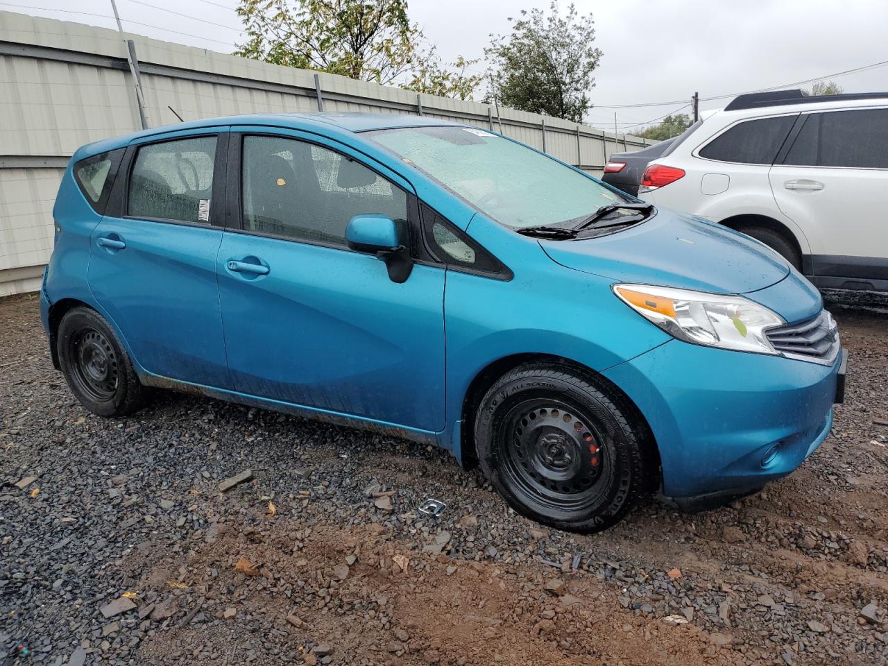 Nissan Versa S