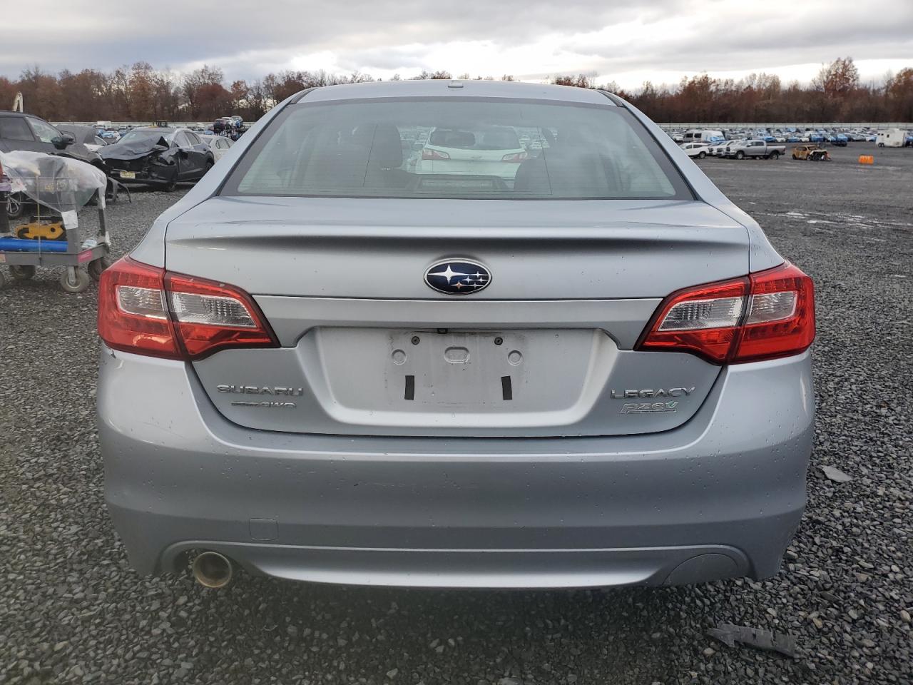 Subaru Legacy 2.5i Premium
