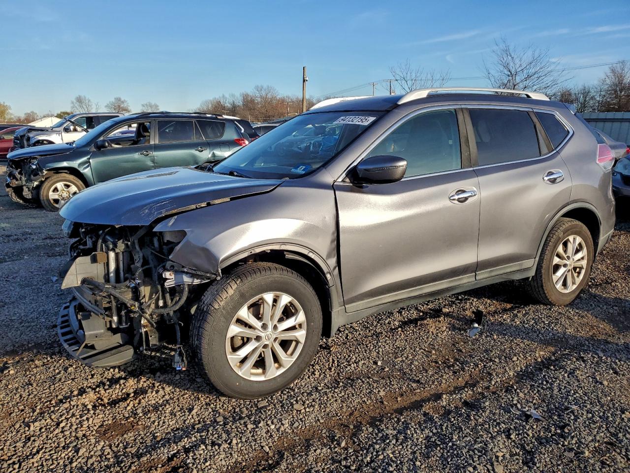 Salvage Nissan Rogue Image