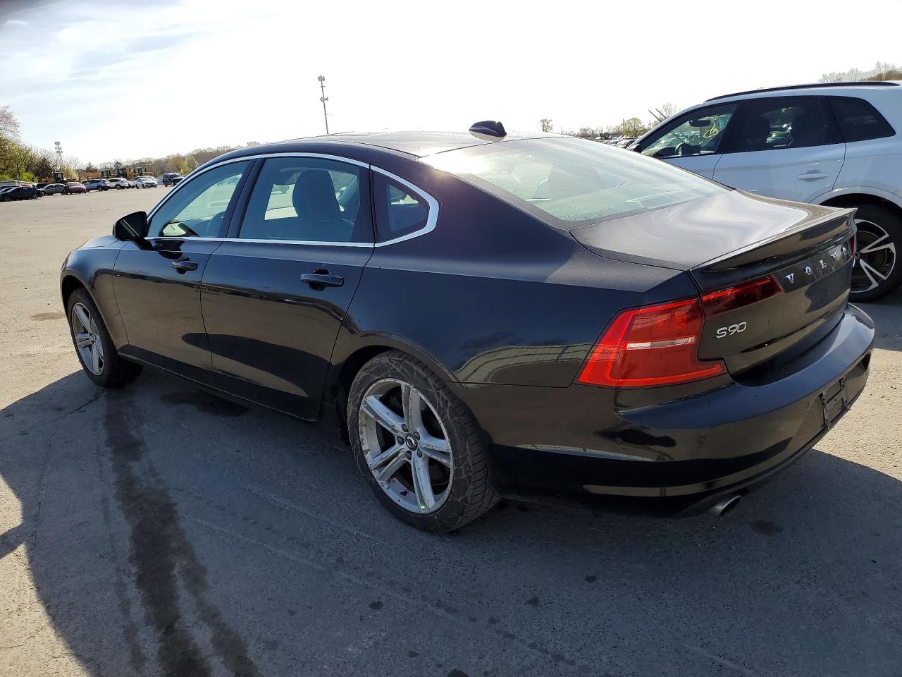 Volvo S90 T5 Momentum