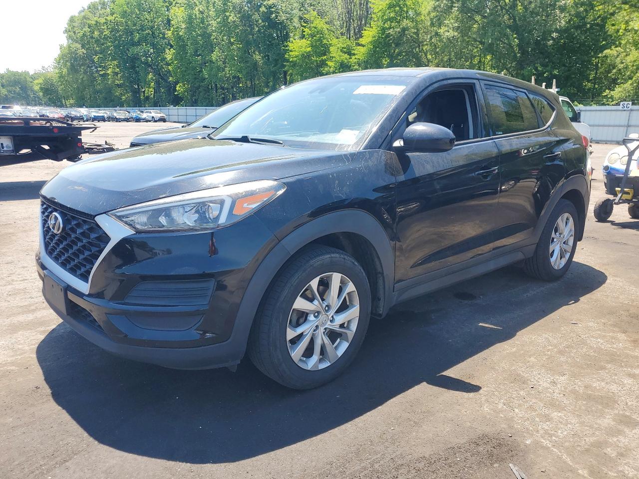 Salvage Hyundai TUCSON Image