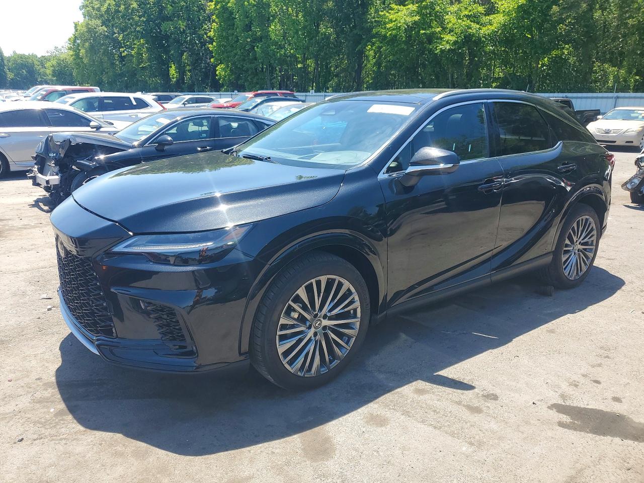 Salvage Lexus RX Image