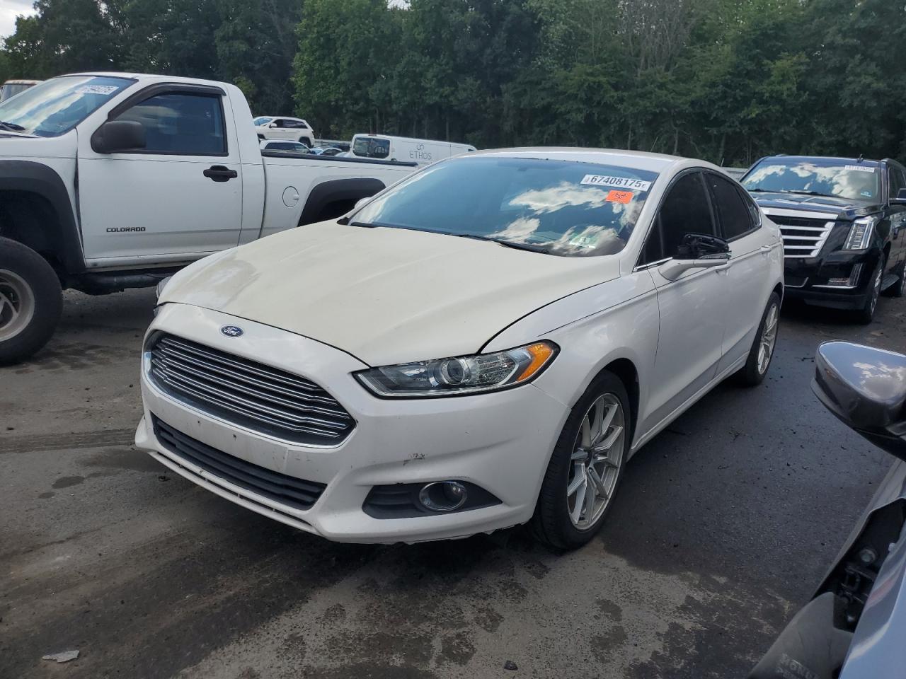 Salvage Ford Fusion Image