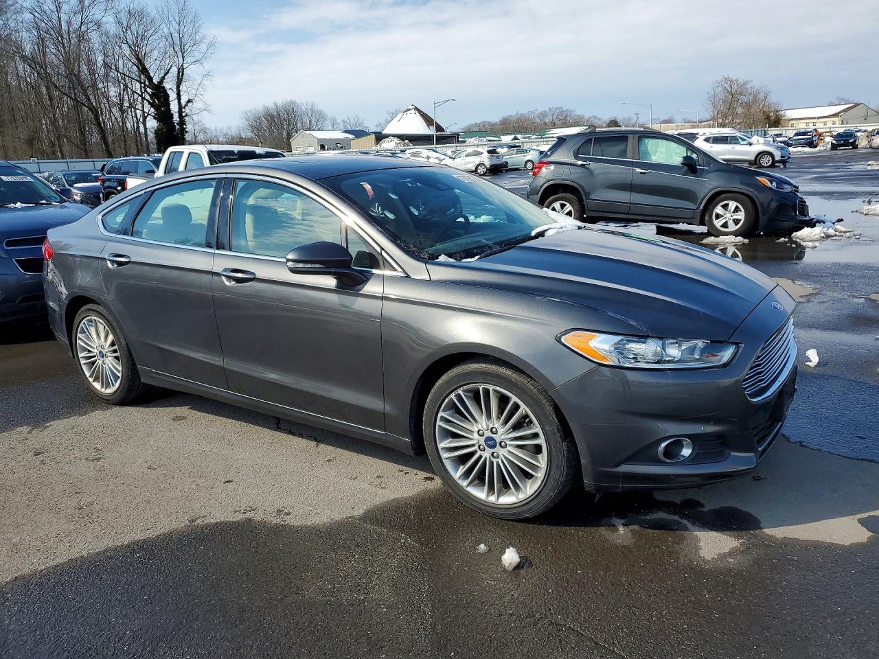 Ford Fusion Se
