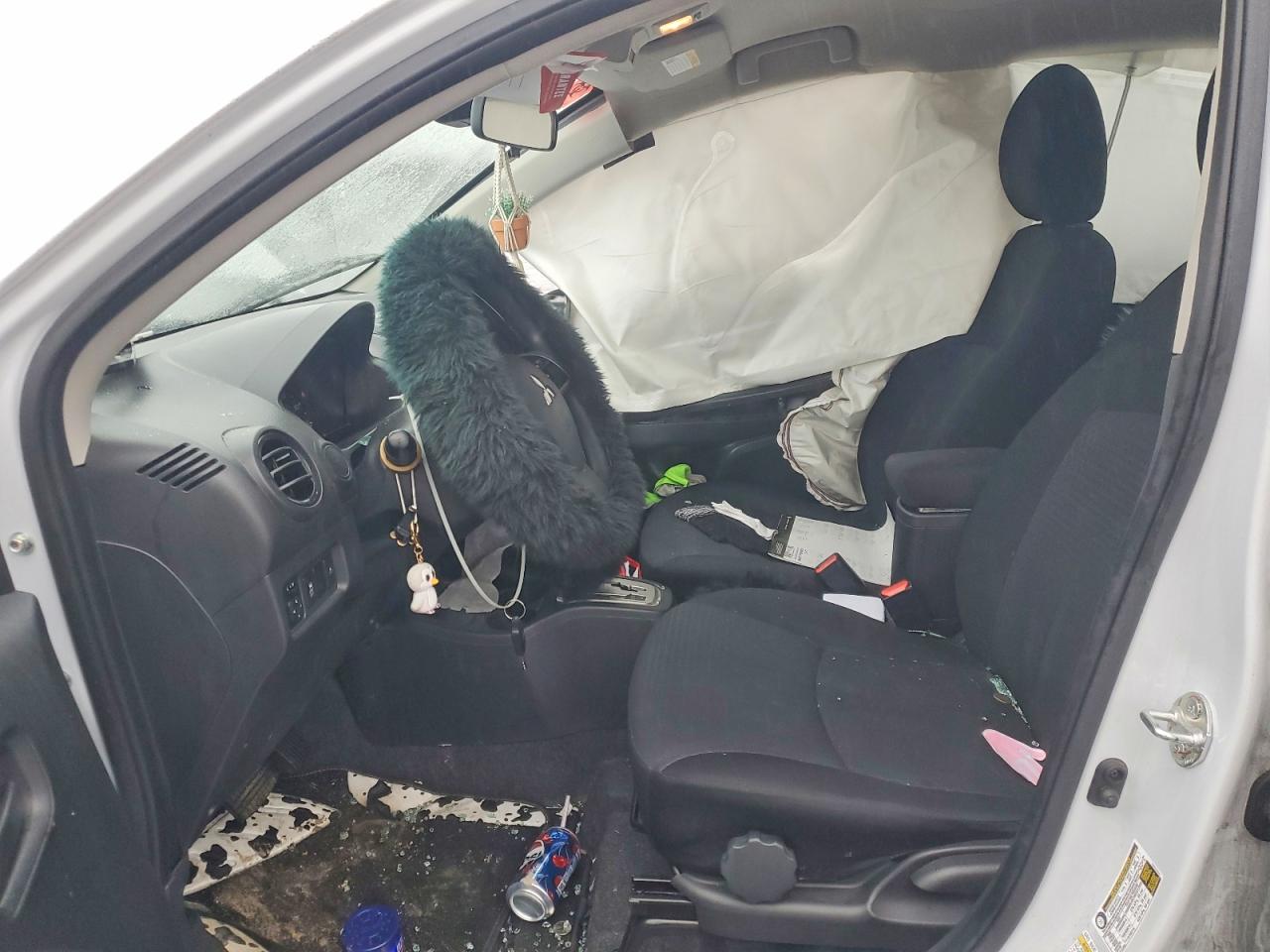 Mitsubishi Mirage G4 Es