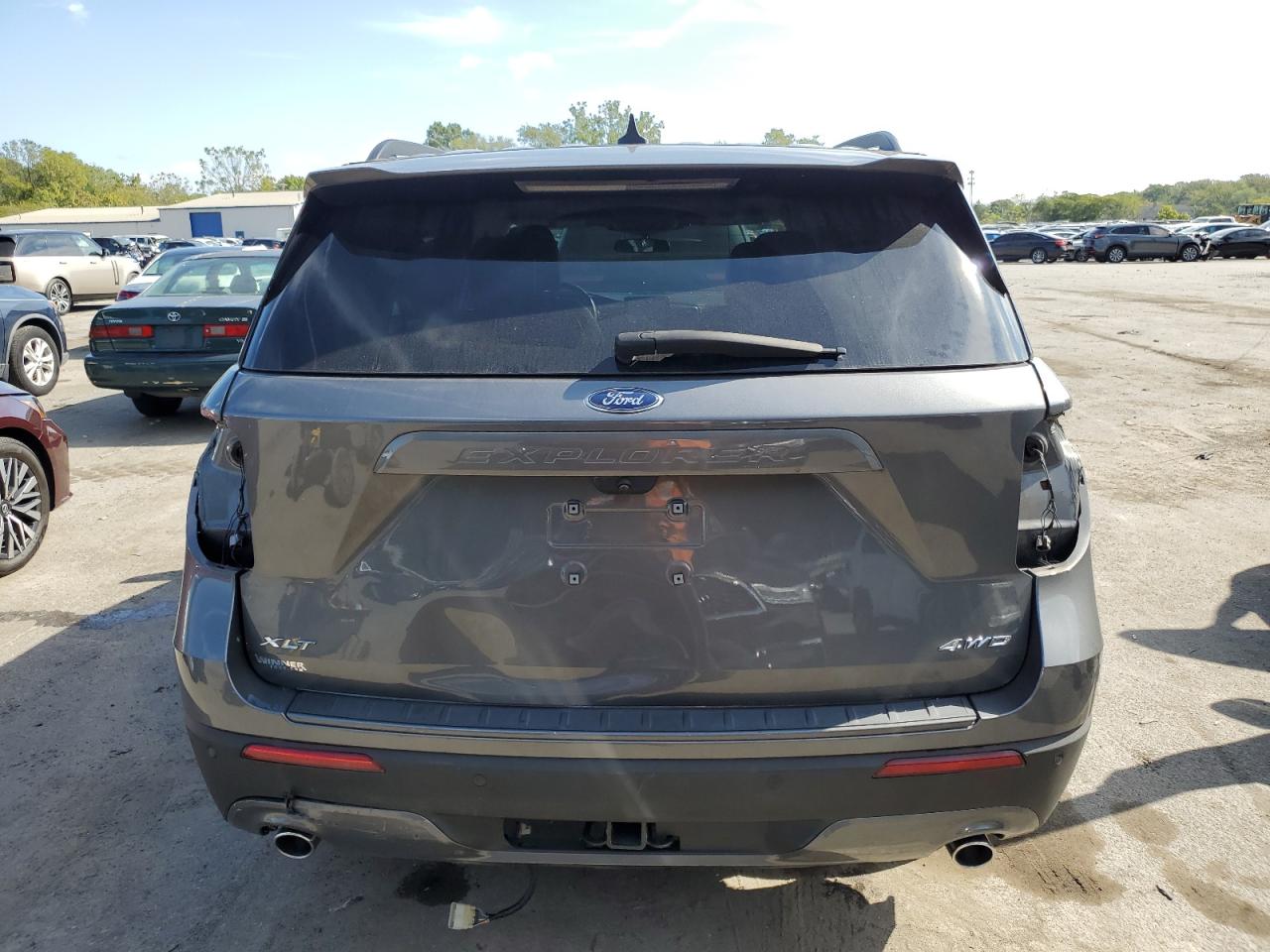 Ford Explorer Xlt
