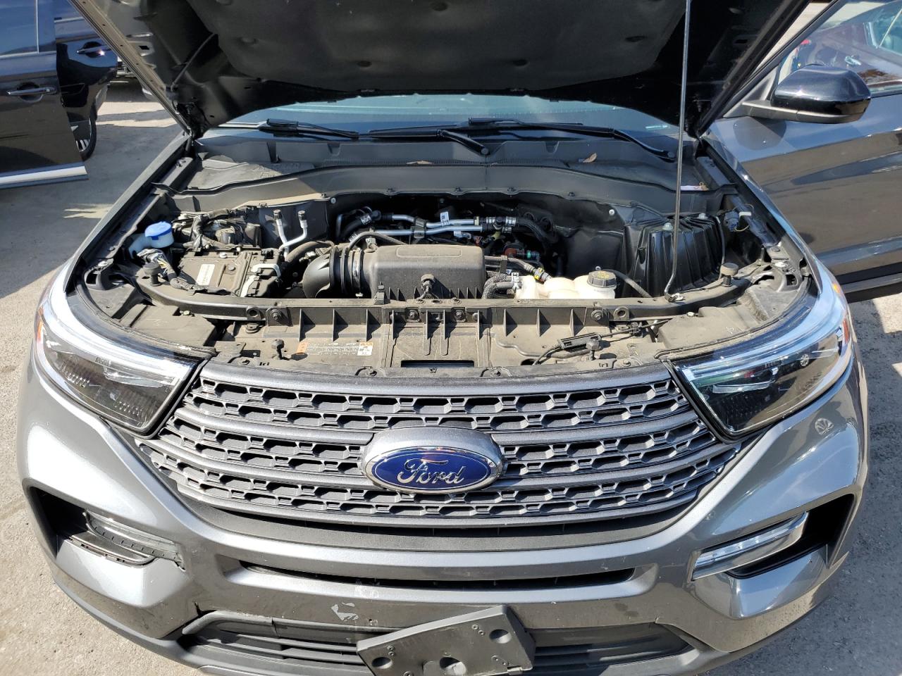 Ford Explorer Xlt