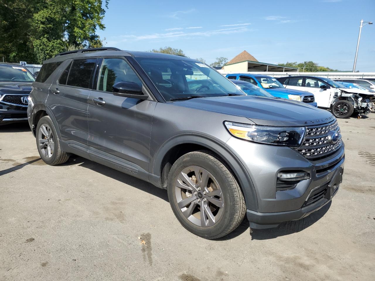 Ford Explorer Xlt