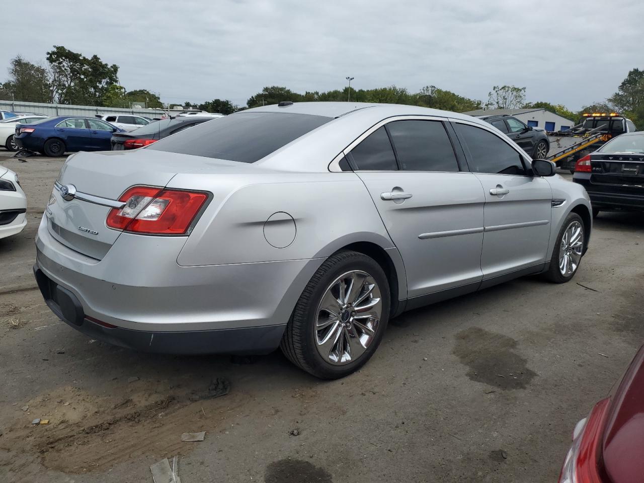 Ford Taurus Limited