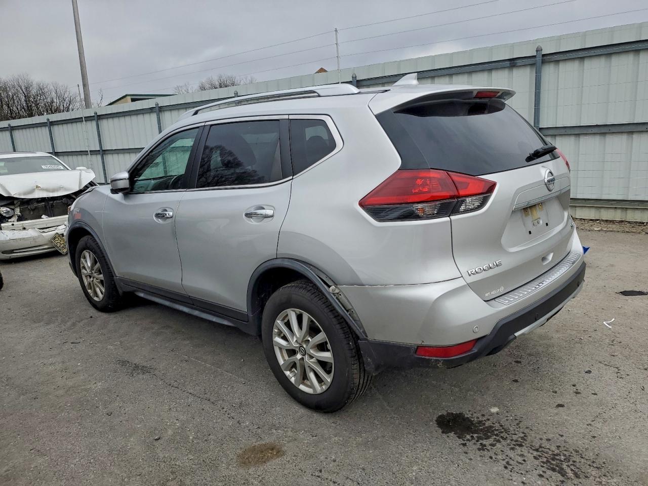 Nissan Rogue Sv