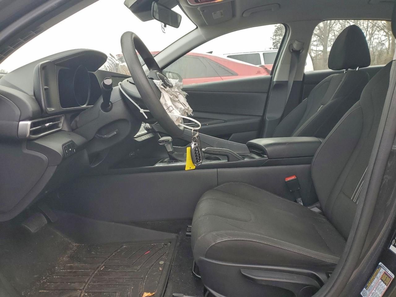 Hyundai ELANTRA Sel