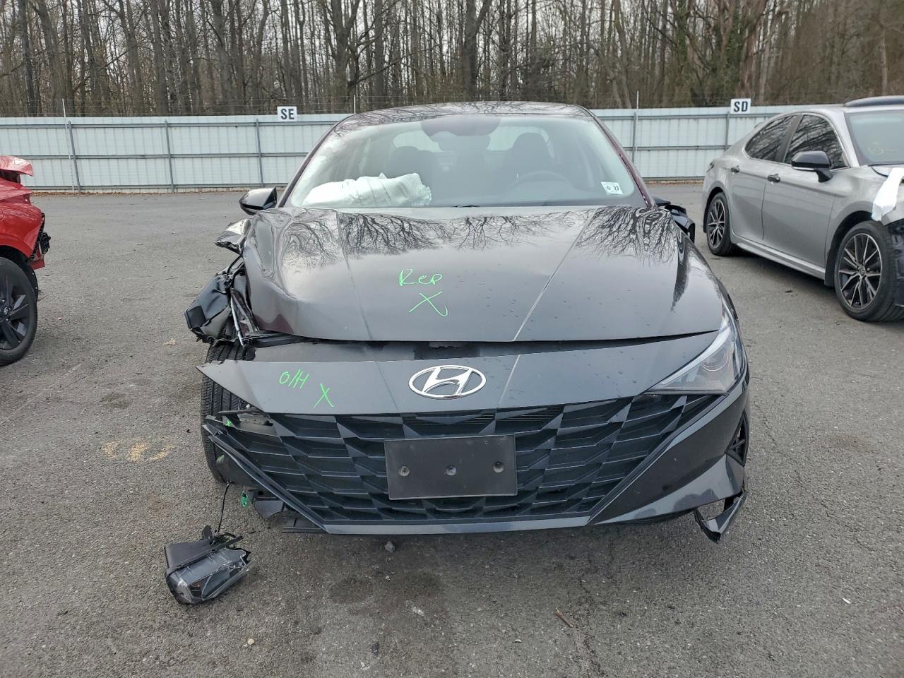 Hyundai ELANTRA Sel