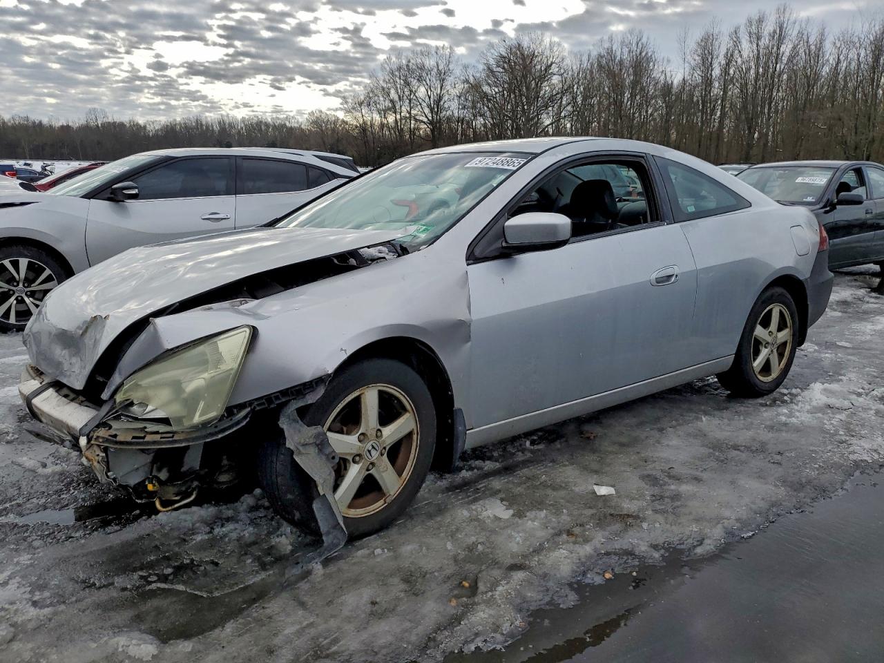 Salvage Honda Accord Image