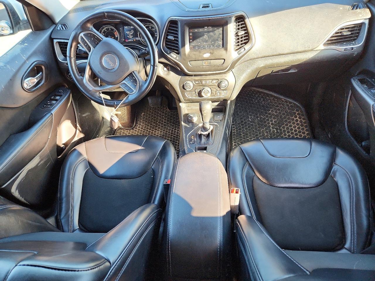 Jeep Grand Cherokee Latitude Plus