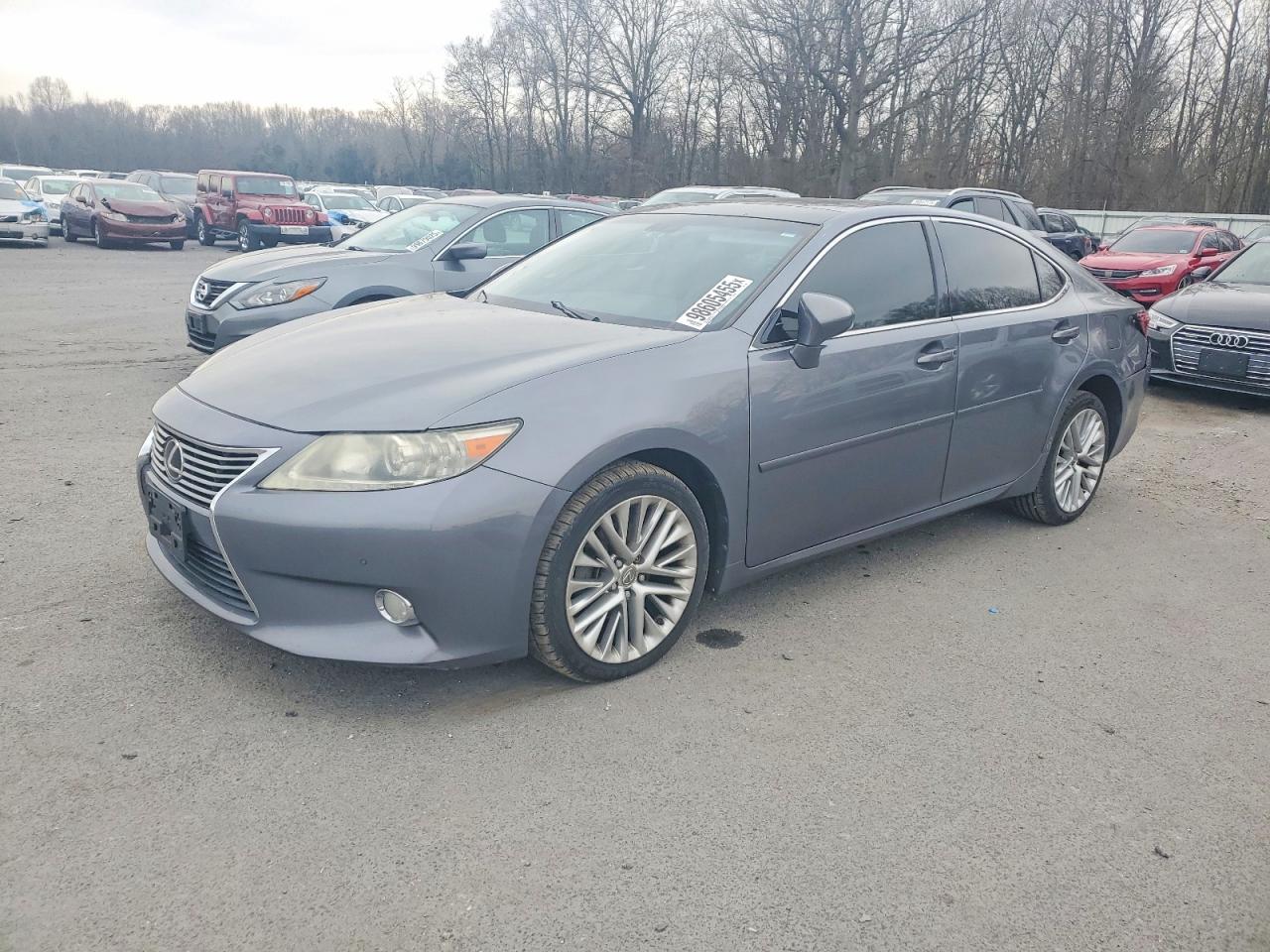 Salvage Lexus Es Image