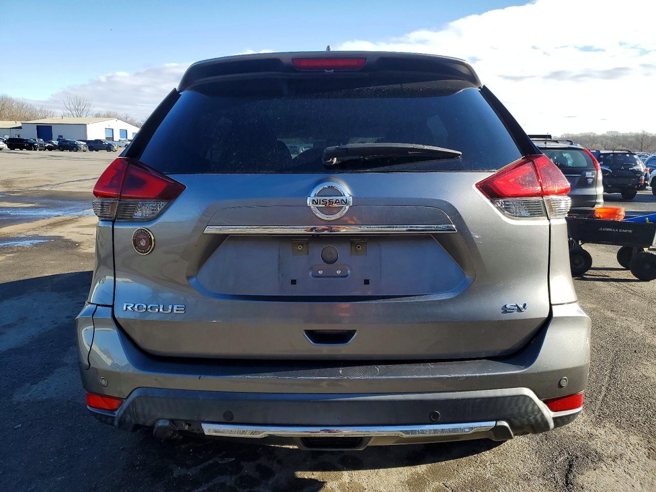 Nissan Rogue S