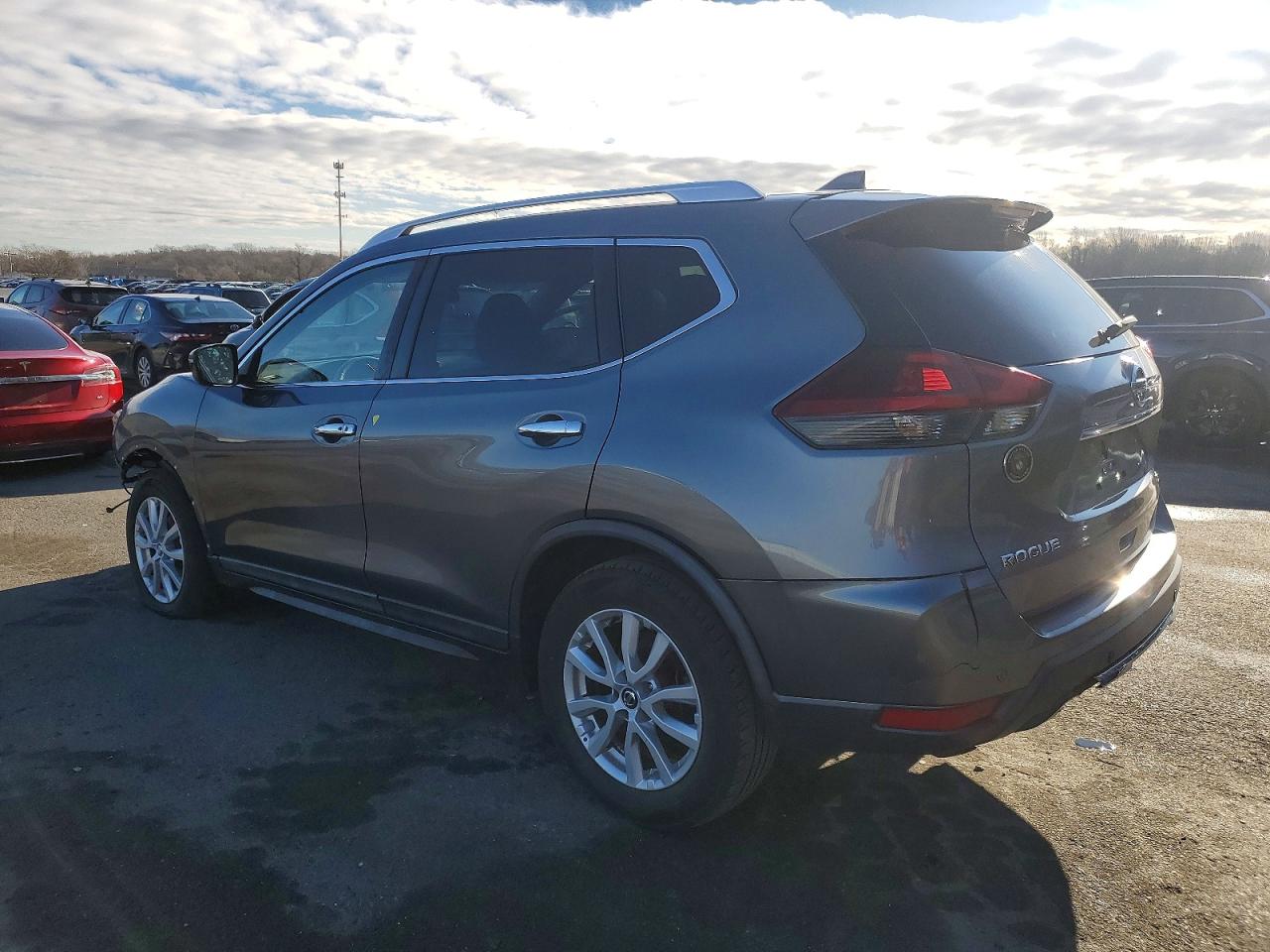 Nissan Rogue S