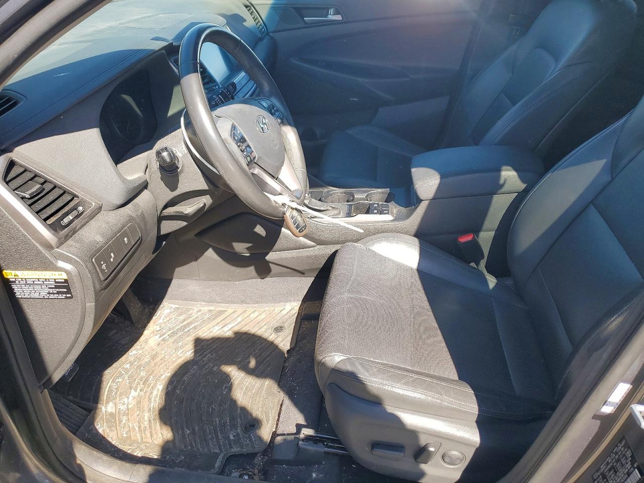 Hyundai TUCSON Sel Plus