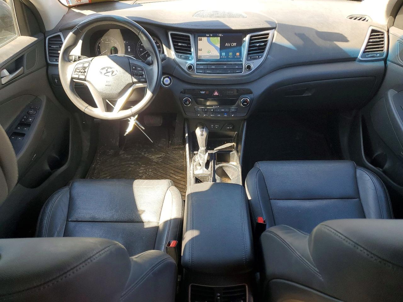 Hyundai TUCSON Sel Plus