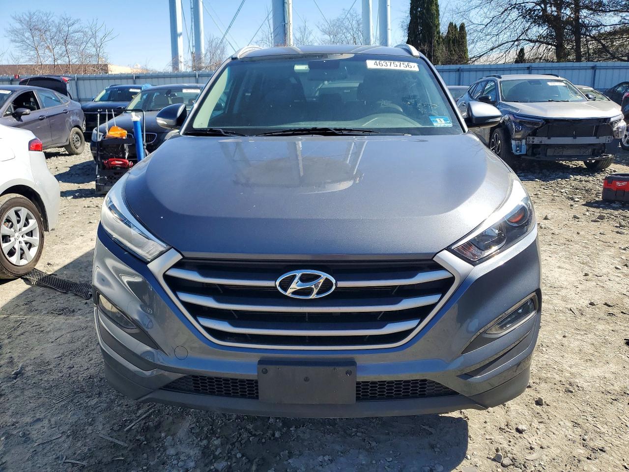 Hyundai TUCSON Sel Plus