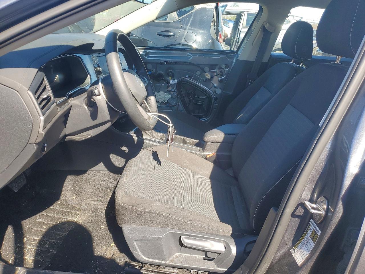 Volkswagen Jetta S
