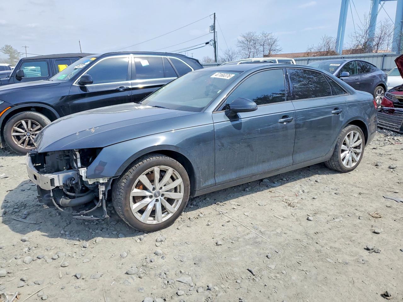 Salvage Audi A4 Image