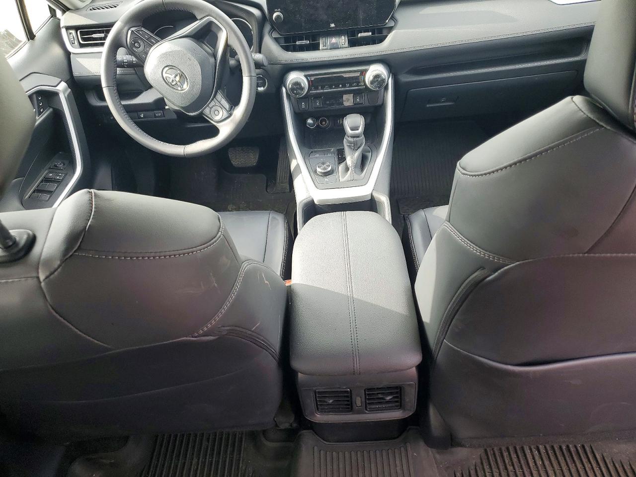 Toyota RAV4 Xle Premium