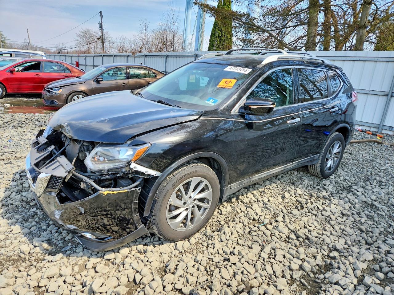 Salvage Nissan Rogue Image
