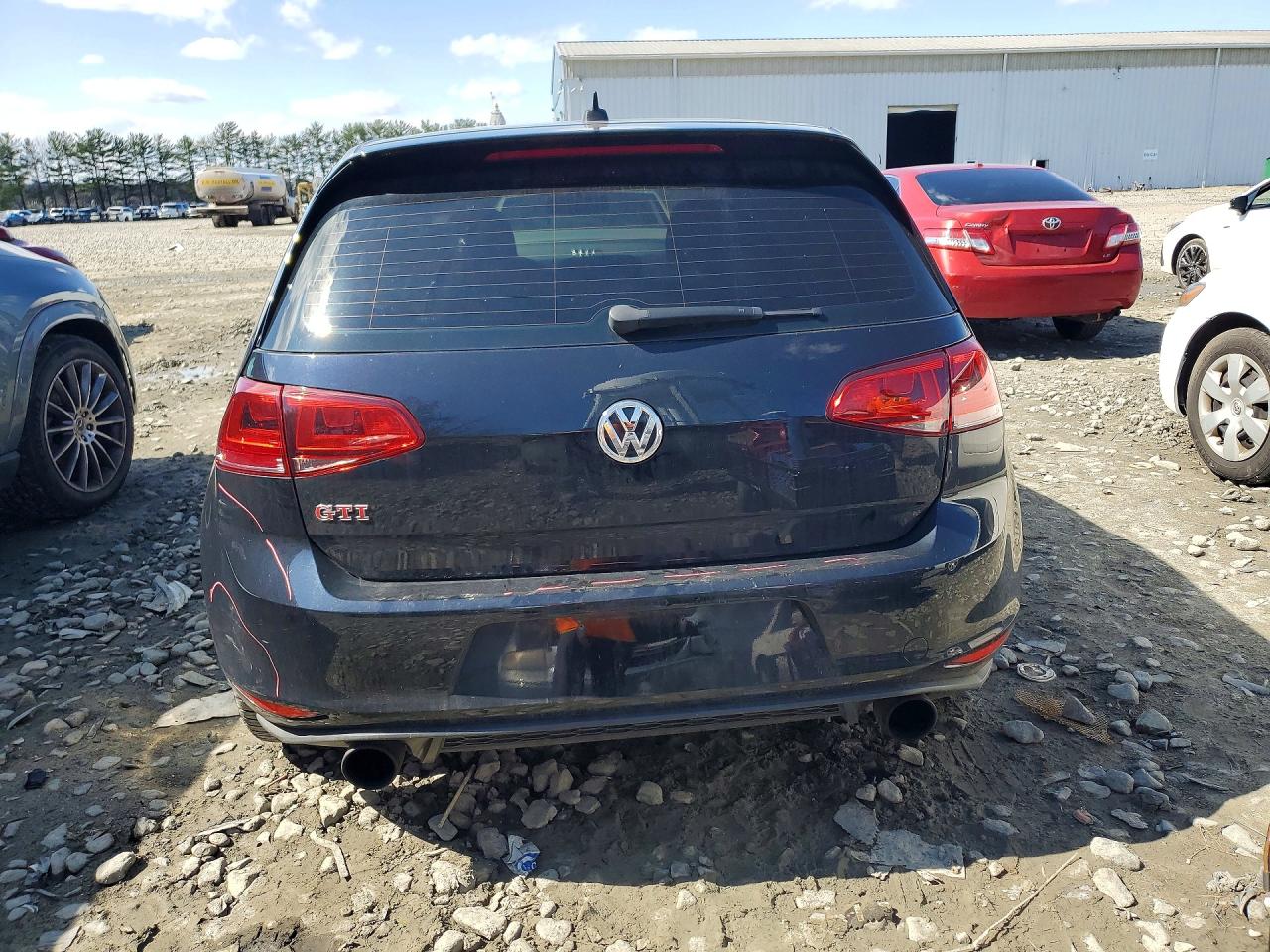 Volkswagen GTI Sport
