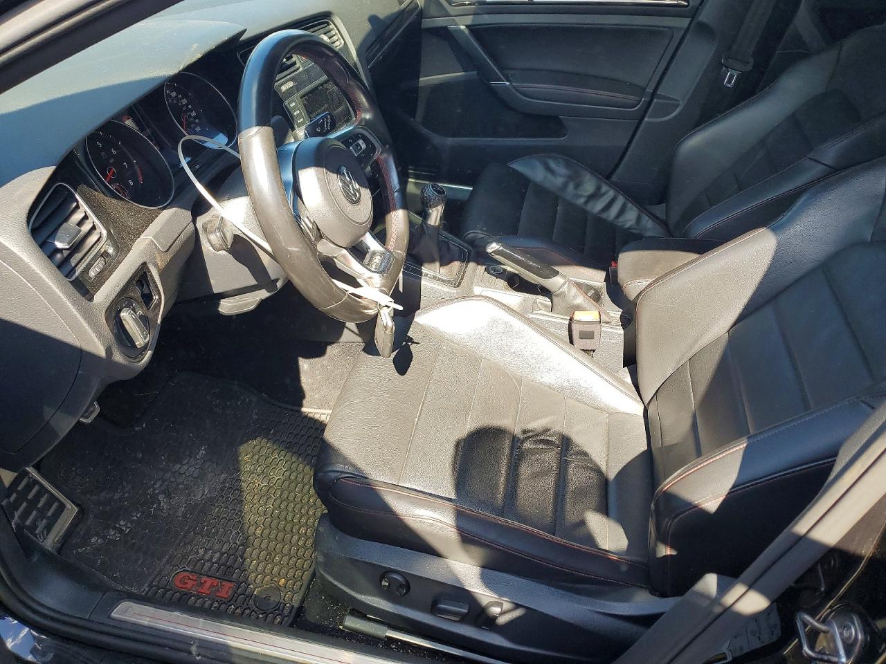 Volkswagen GTI Sport