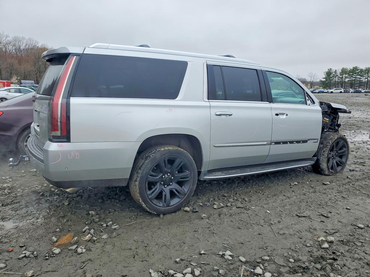 Cadillac Escalade Esv Luxury