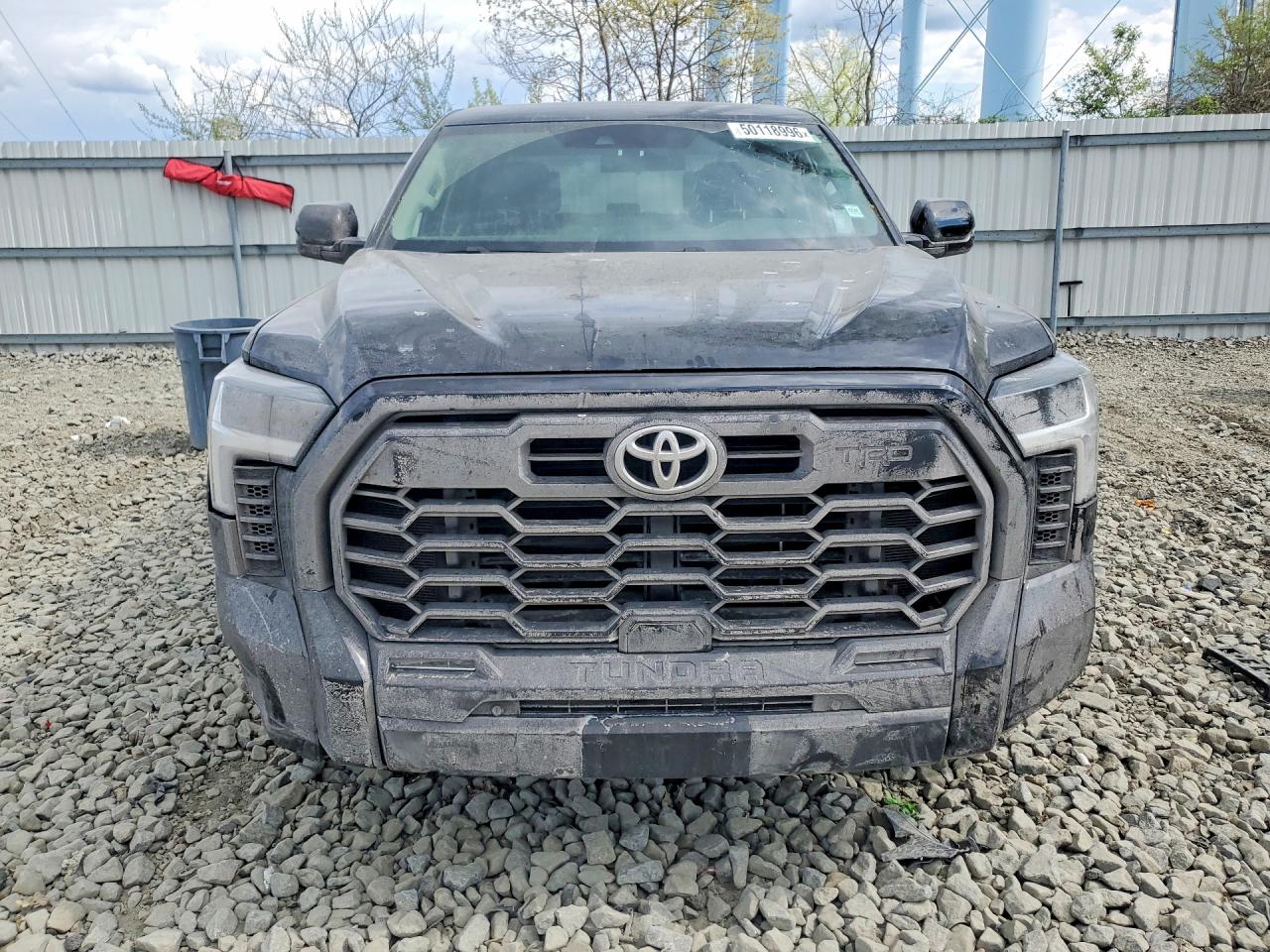 Toyota Tundra Sr5