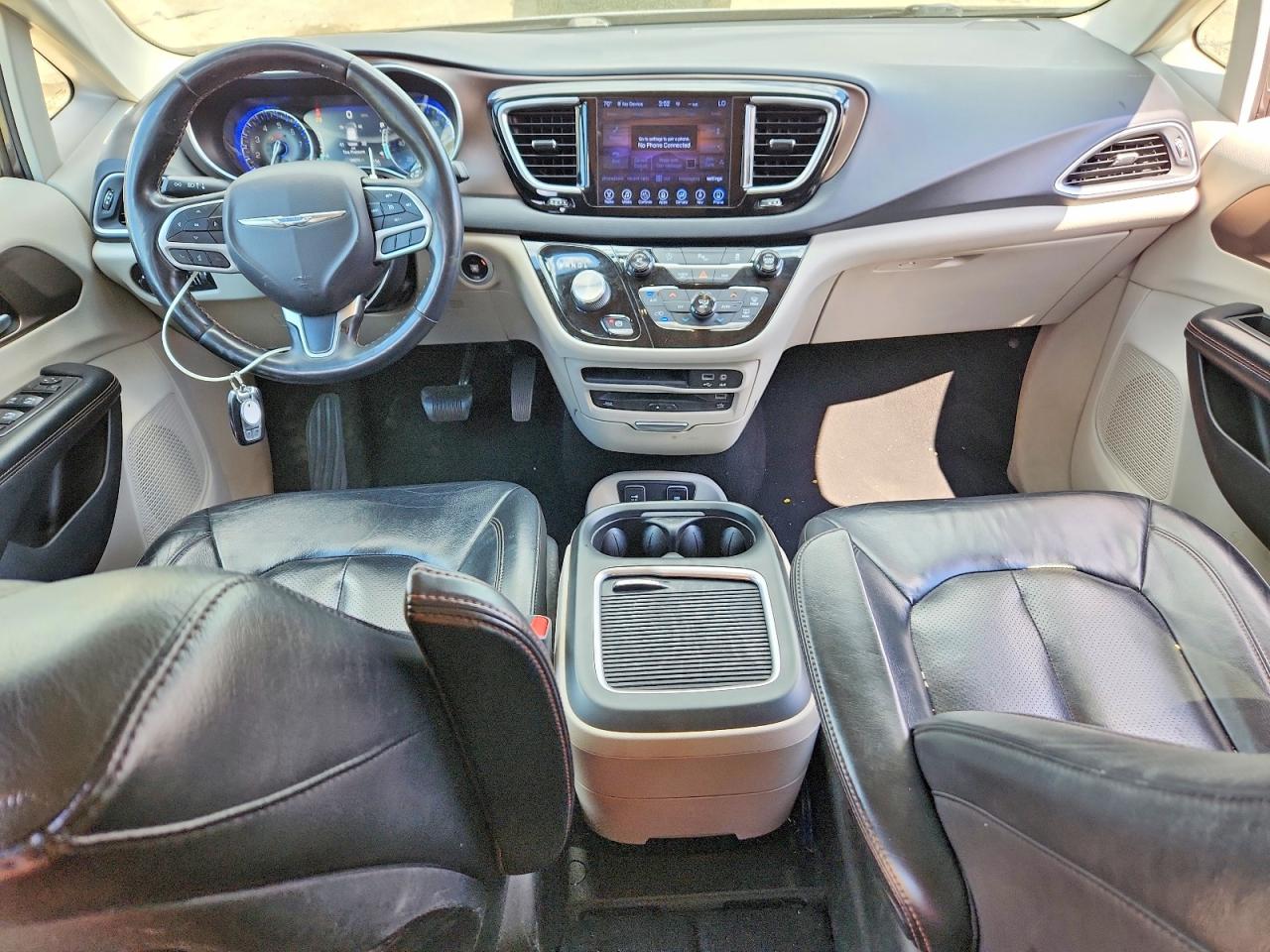 Chrysler Pacifica Touring L Plus