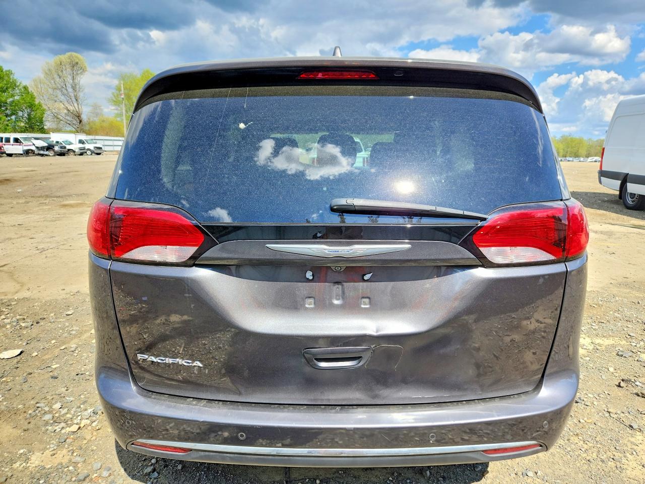 Chrysler Pacifica Touring L Plus