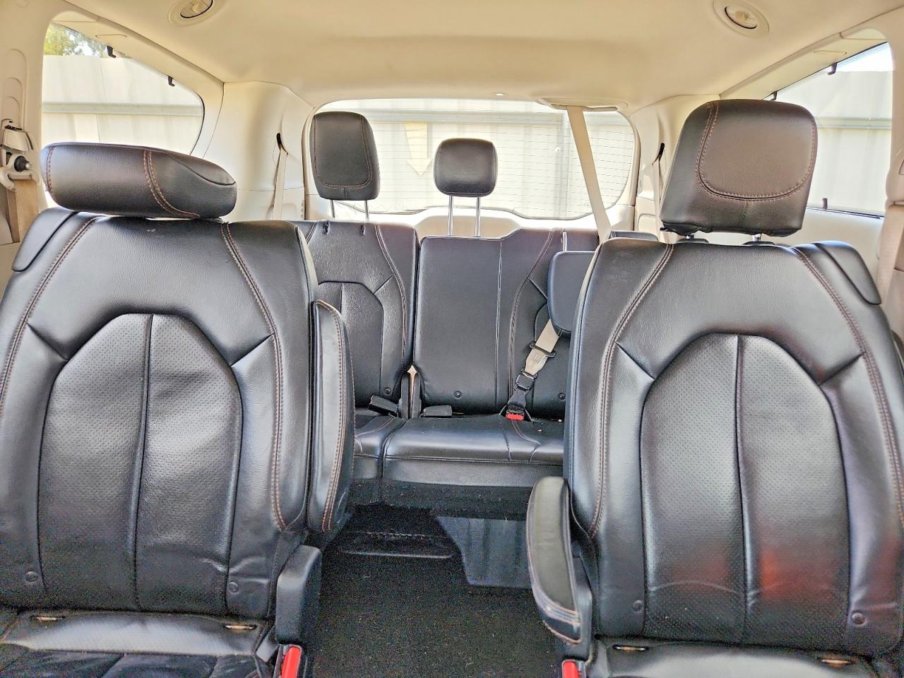 Chrysler Pacifica Touring L Plus