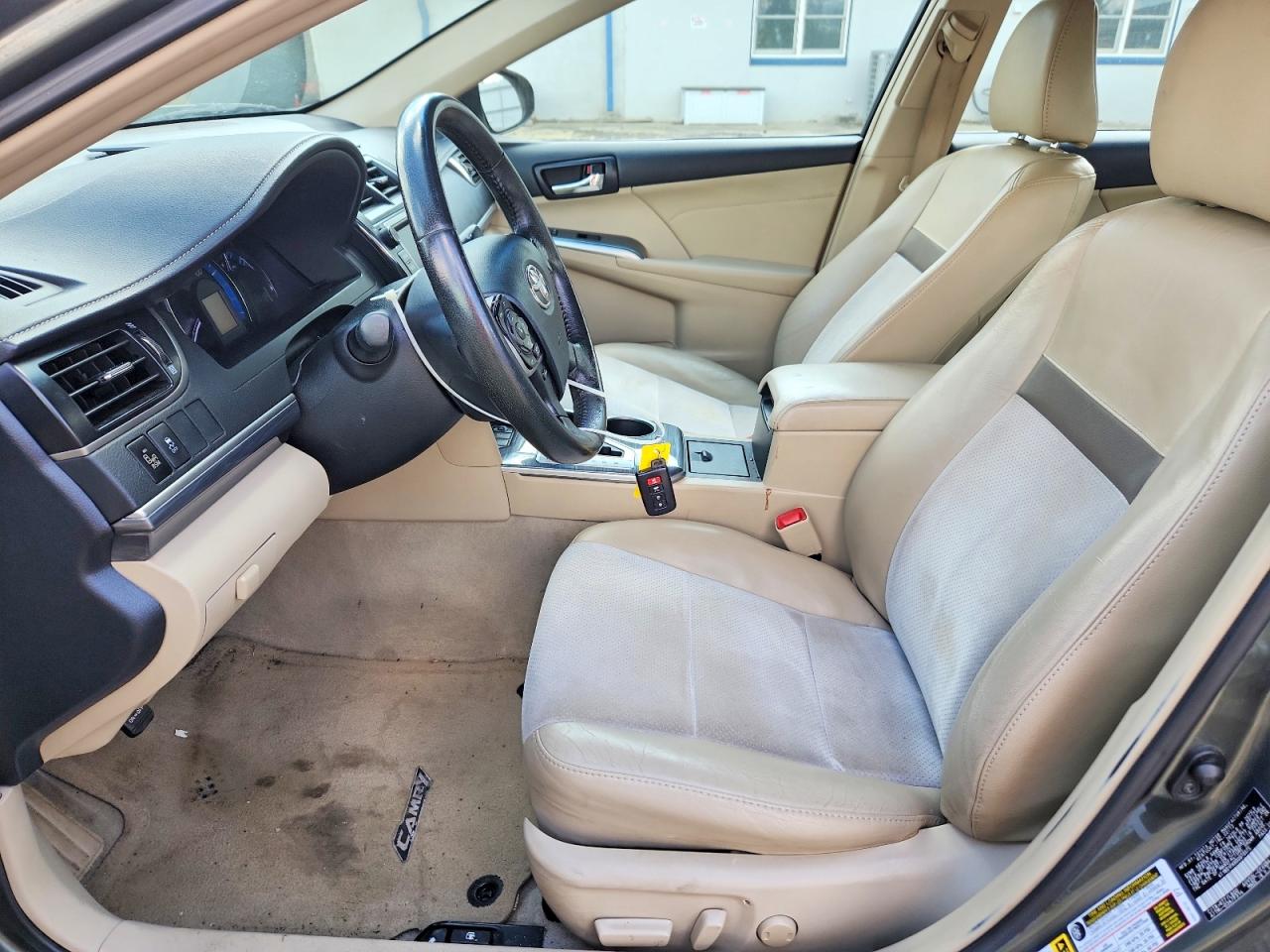 Toyota Camry Xle