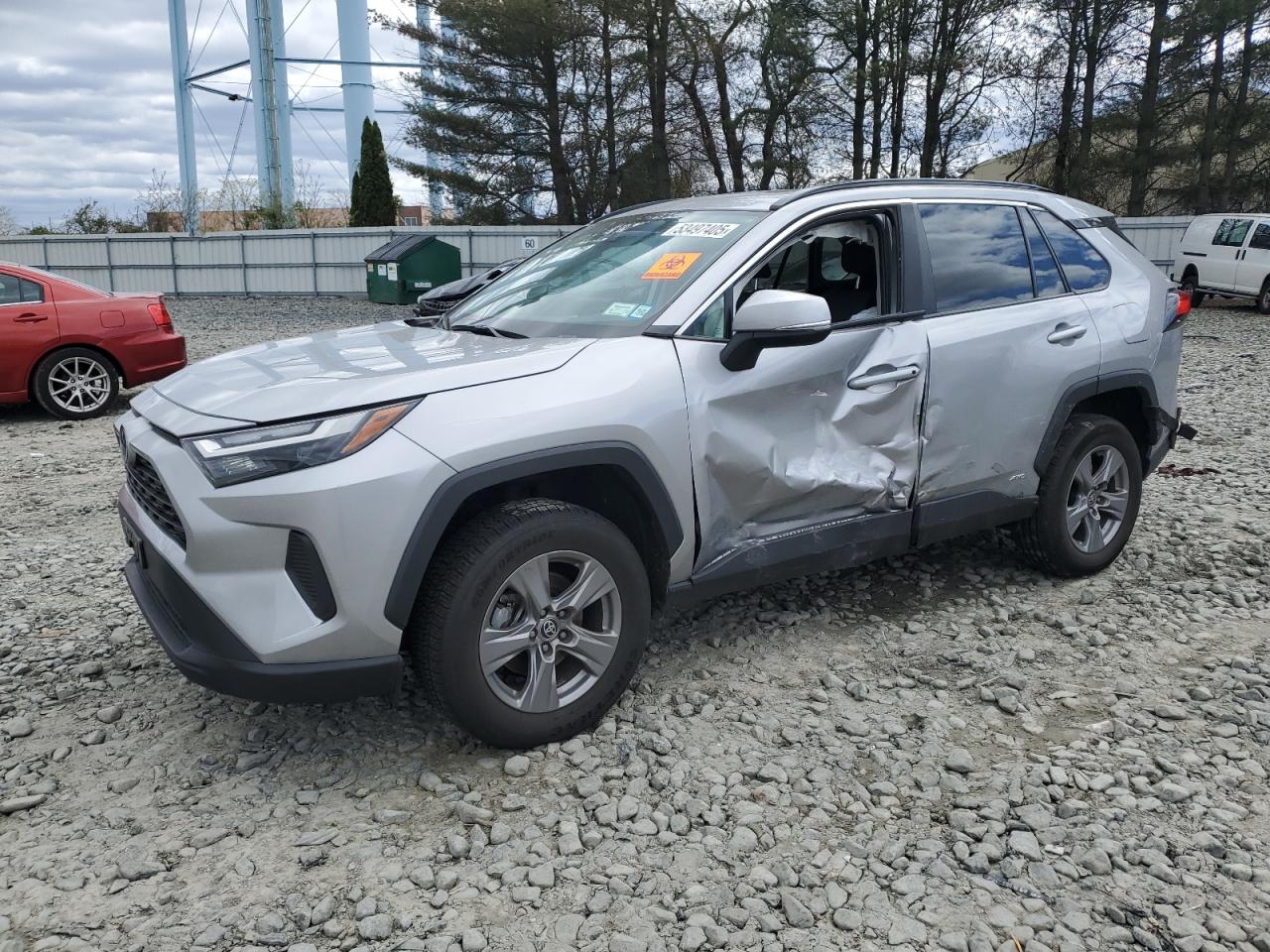 Salvage Toyota RAV4 Image