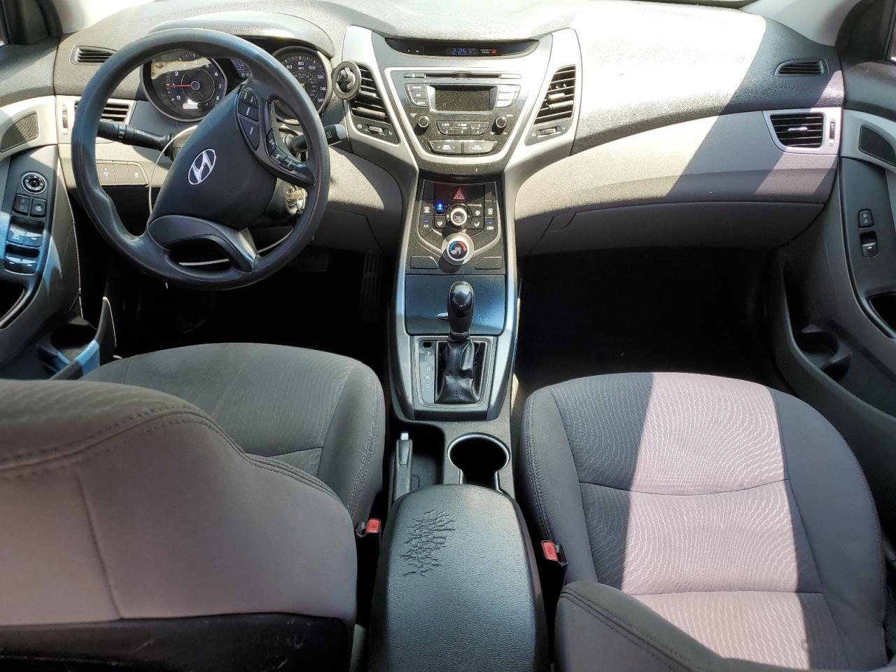 Hyundai ELANTRA Se