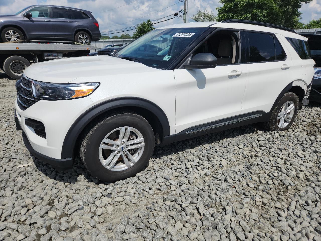 Salvage Ford Explorer Image