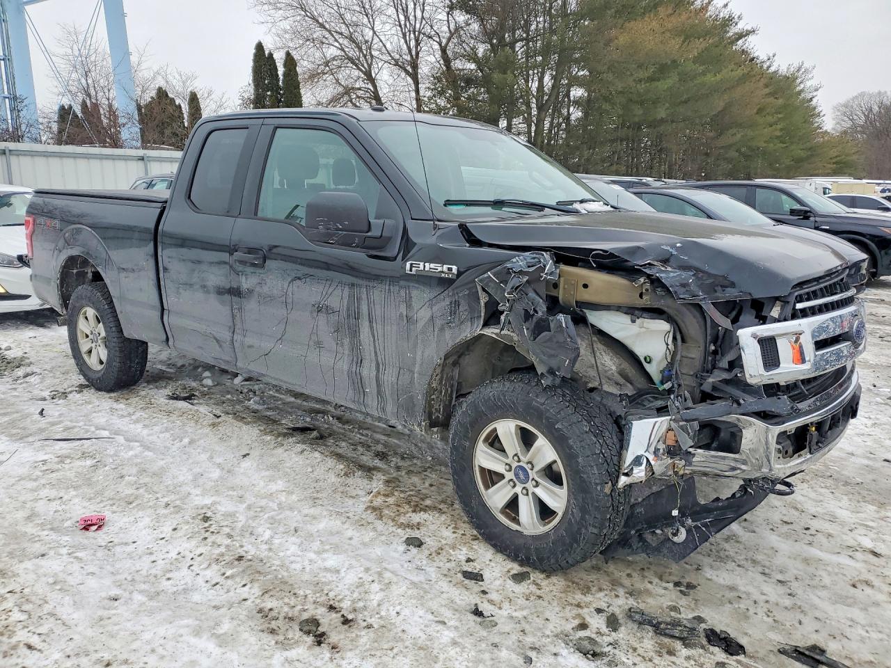 Ford F-150 Super Cab