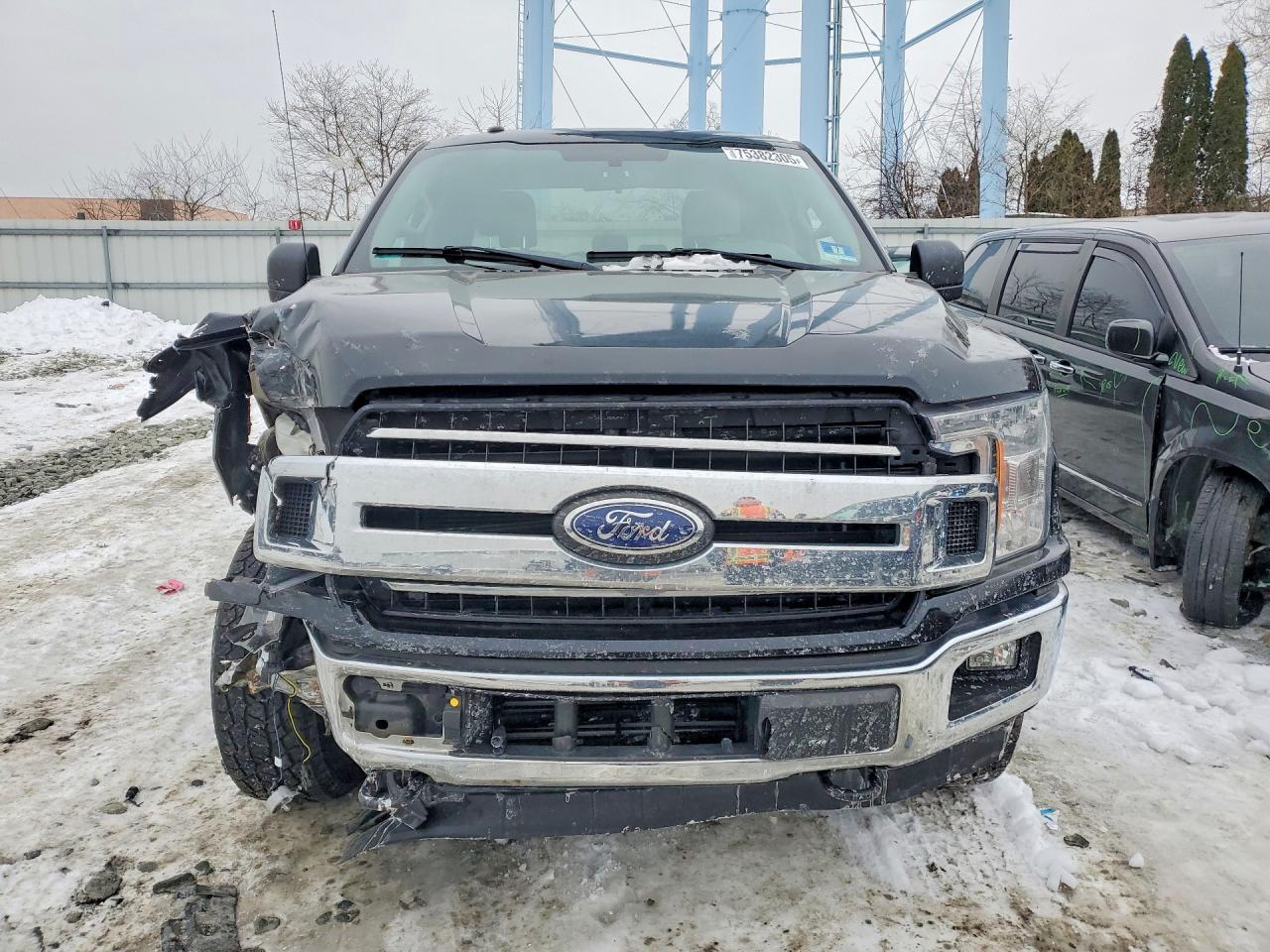 Ford F-150 Super Cab