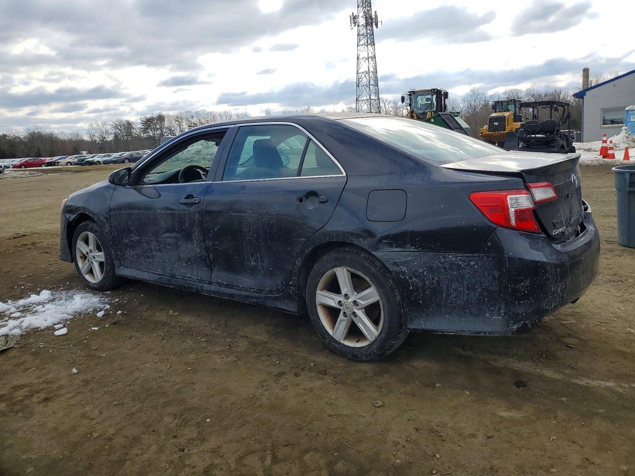 Toyota Camry L