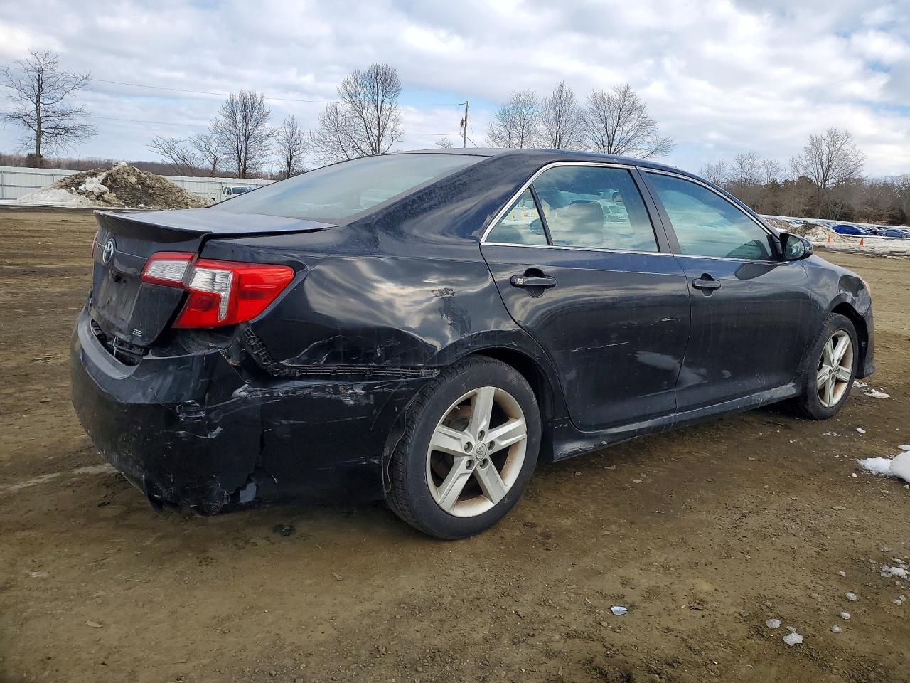 Toyota Camry L