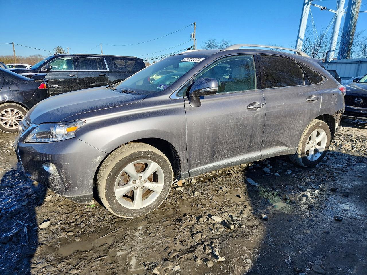 Salvage Lexus RX Image
