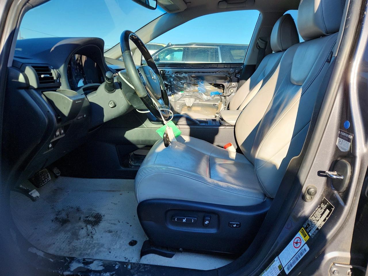 Lexus RX Base