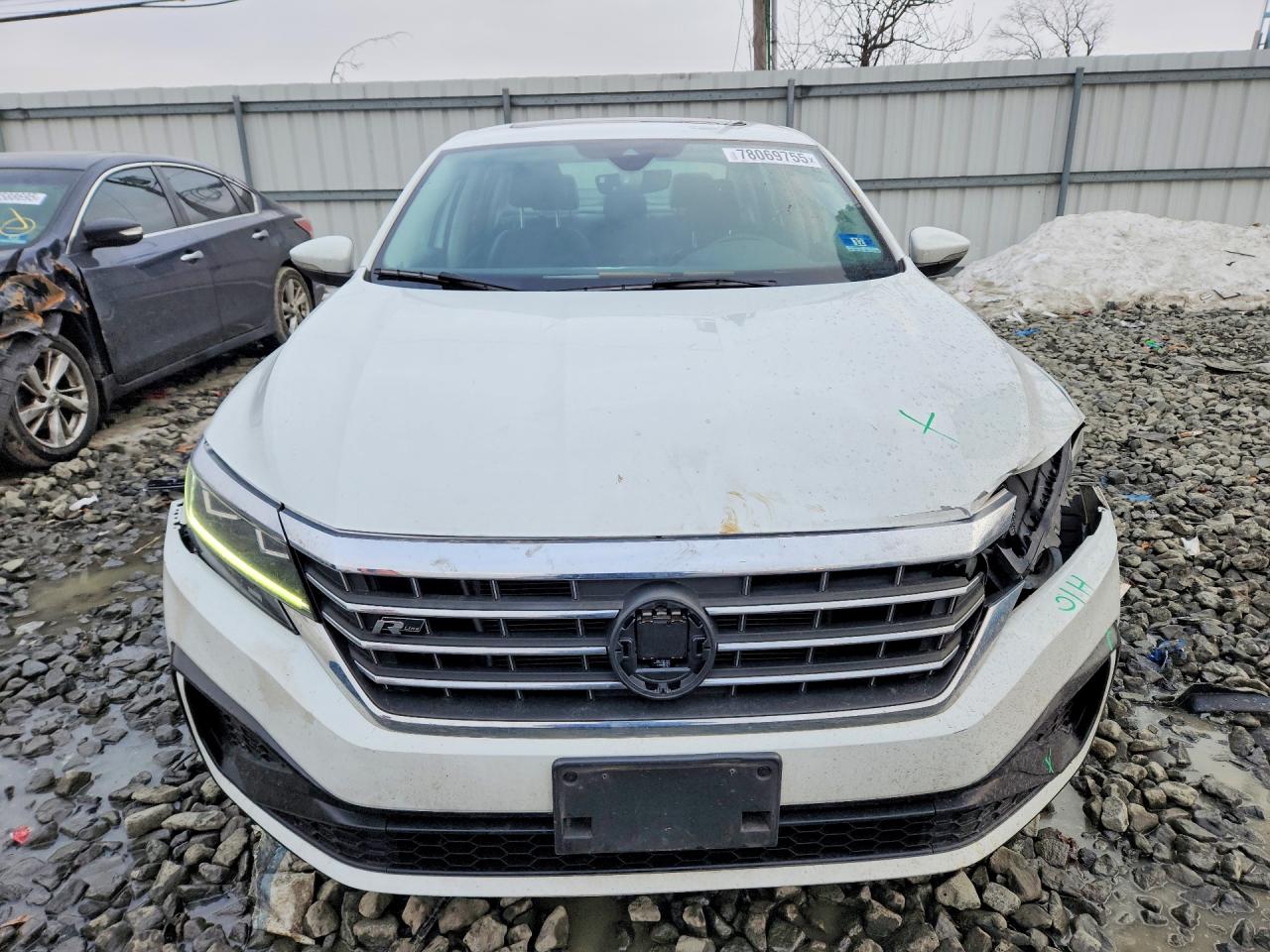 Volkswagen Passat R-line
